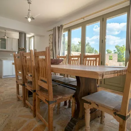 Villa Ormos Luxury Villas