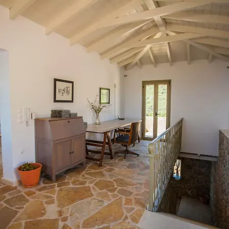 Ormos Luxury Villas